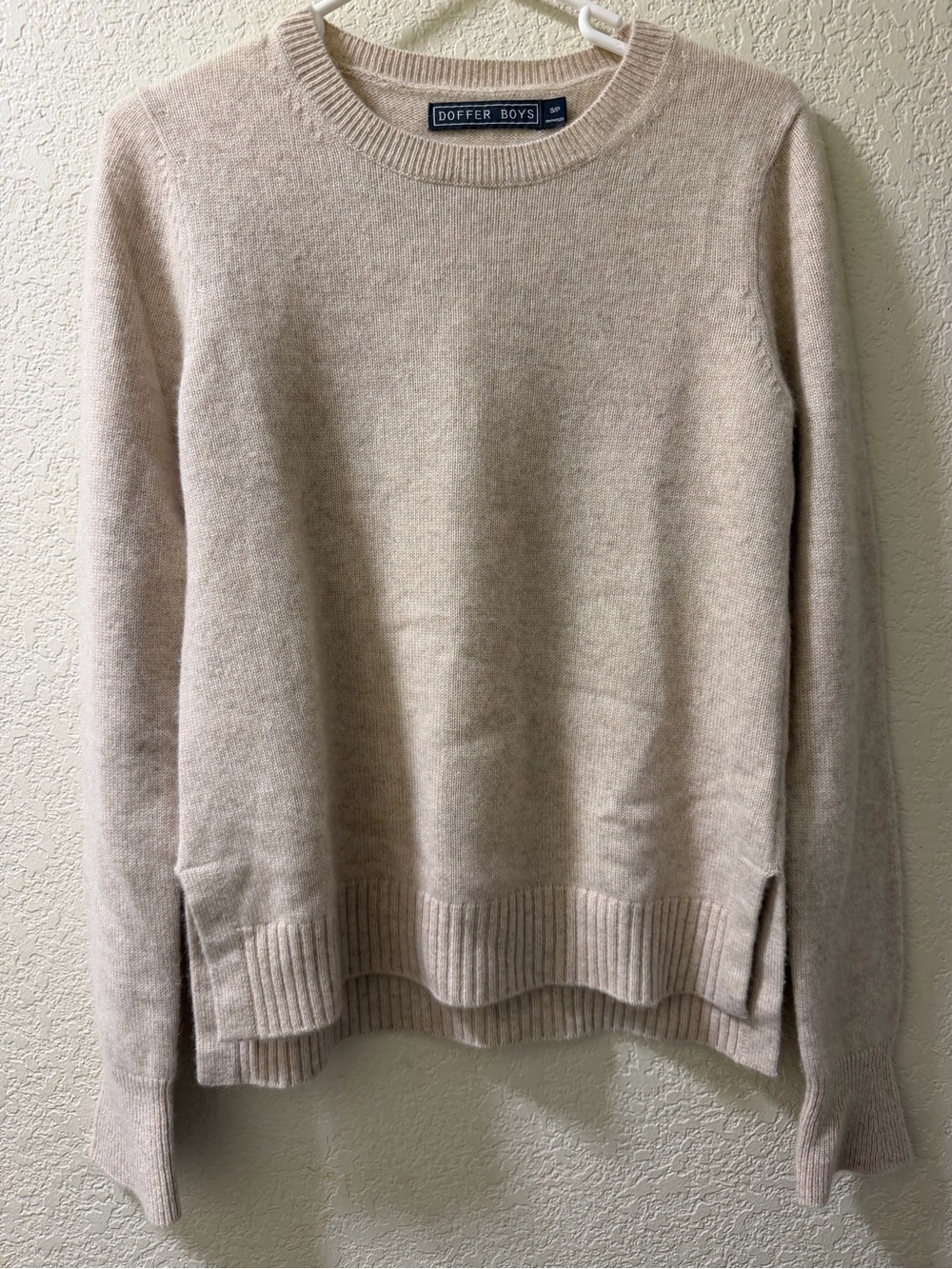 Doffer boys 100% cashmere Cream Crewneck Sweater